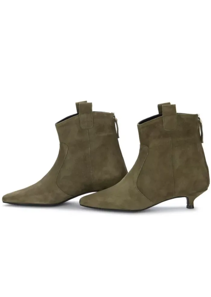 POSITANO IN LOVE | STIEFELETTEN FINN WILDLEDER OLIVE GRÜN New